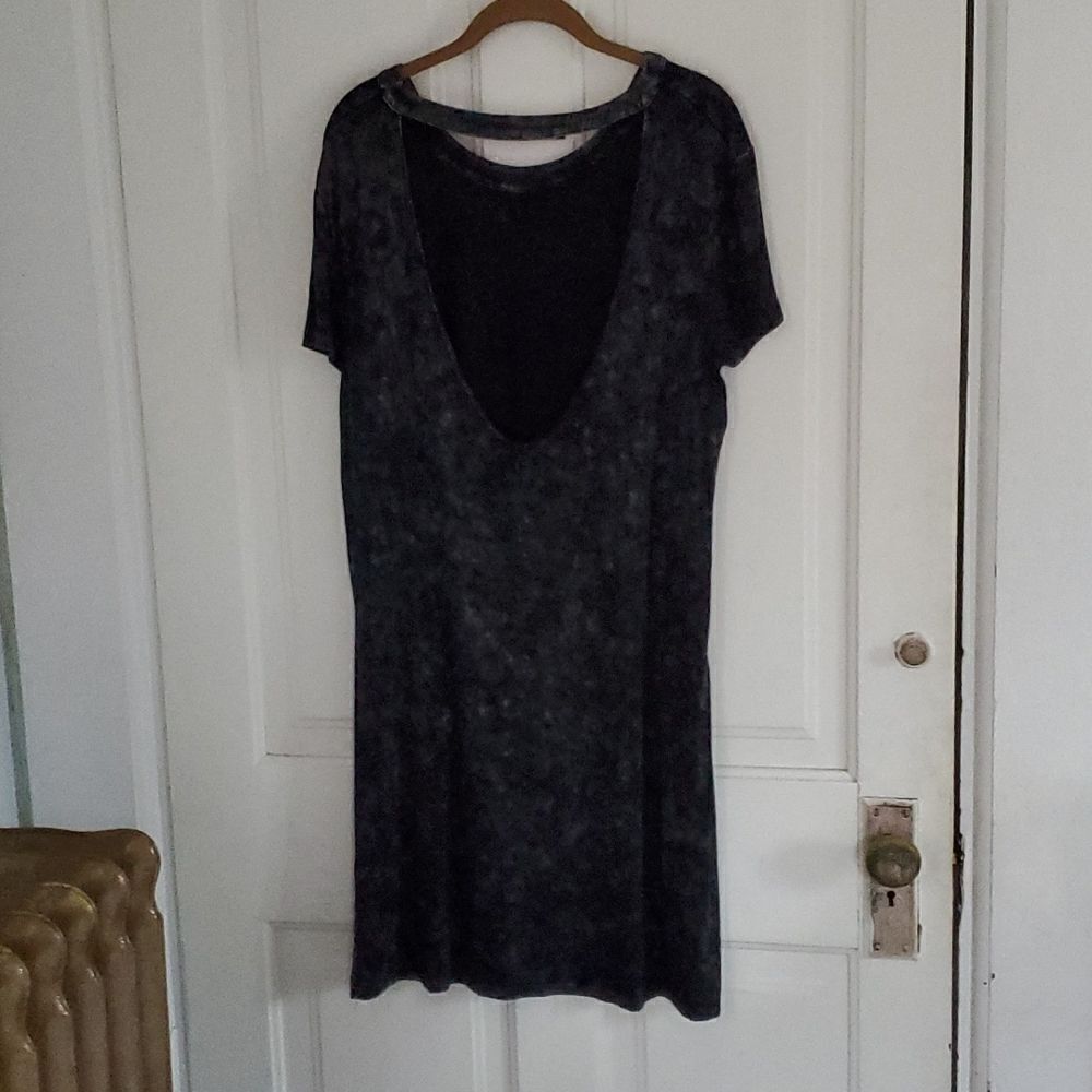 Akira Chicago Black Tie Dye High Low Tshirt Dress - Picture 5 of 8